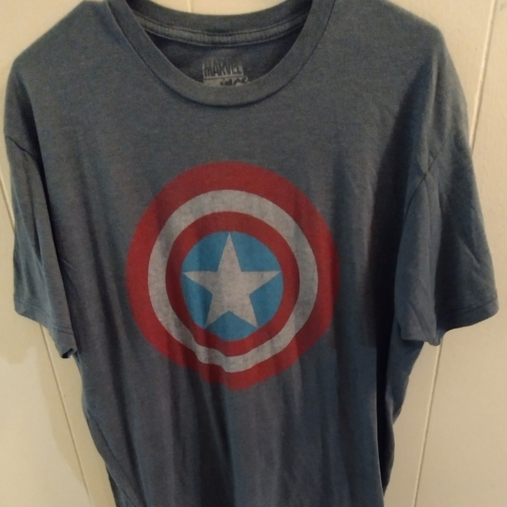 Marvel "Avengers" T-Shirt